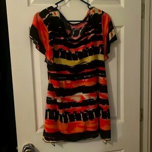 Orange and black lightweight top short sleeves